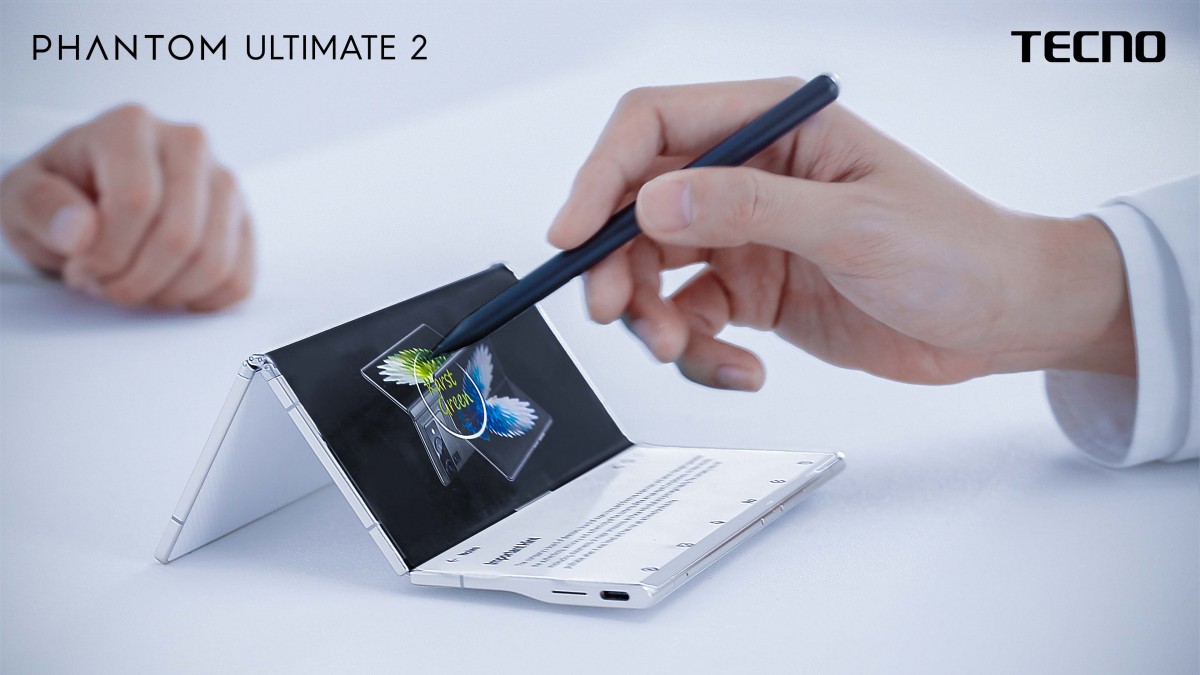 Tecno Phantom Ultimate 2, un concept de telefon tri-fold